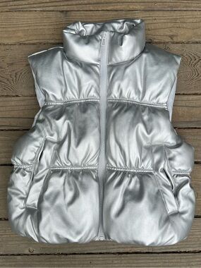 Rachel Roy silver metallic plush chunky zip up retro disco festival puffer vest